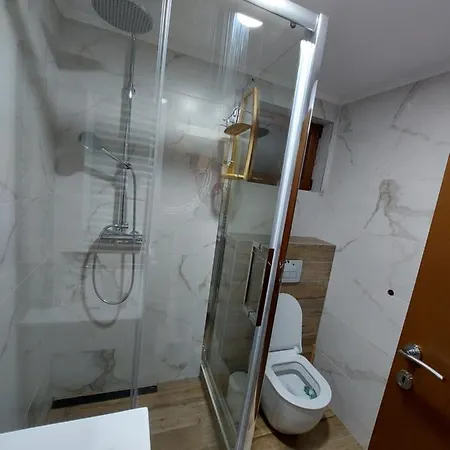 Stasina Vikendica * Divčibare