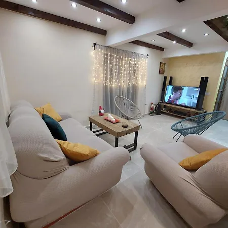 Stasina Vikendica Holiday home *